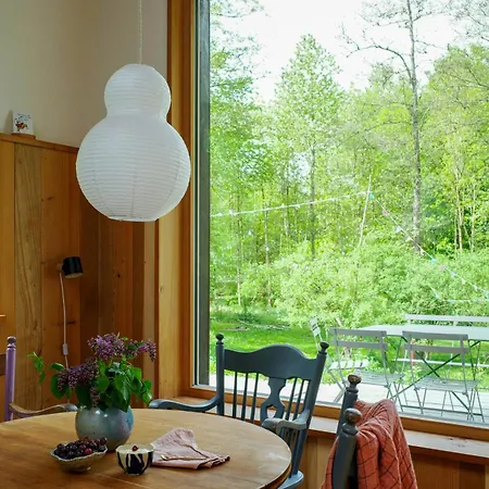 Creatively Converted Wooden Shed In The Forest * Palling